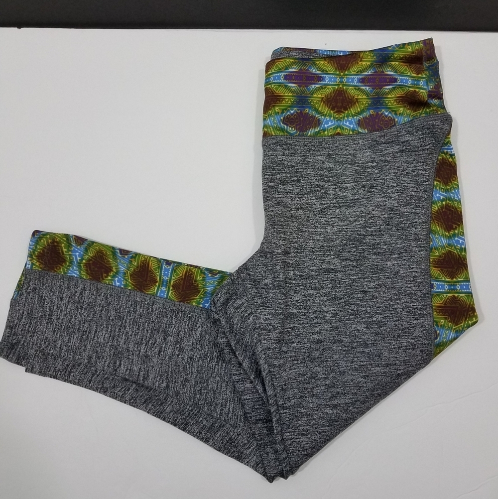 LulaRoe Simply Comfortable Exercise Capri X